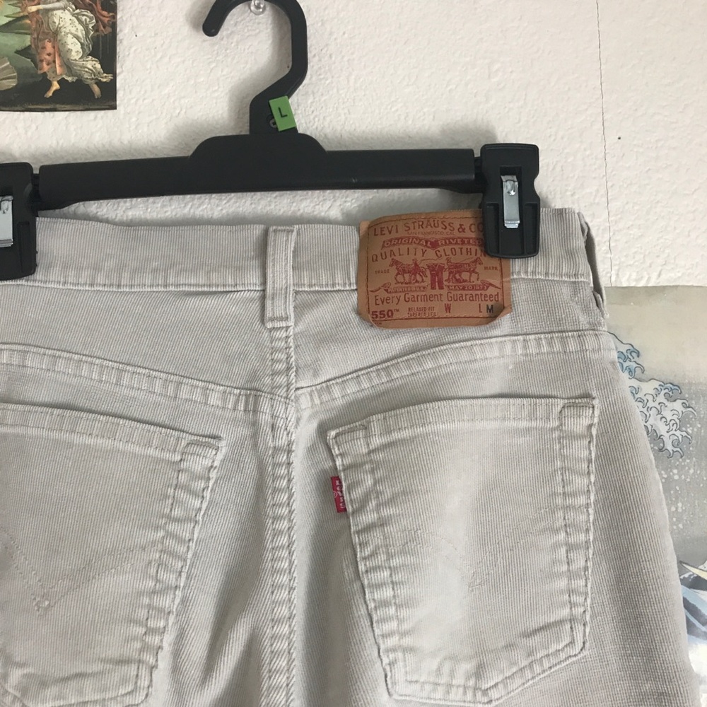 Vintage khaki/beige corduroy Levi’s 550 pants